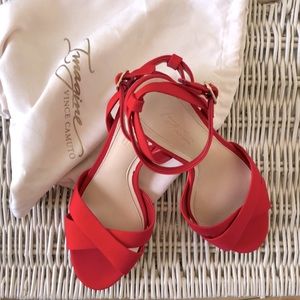 Vince Camuto red fabric sandals - size 7.5